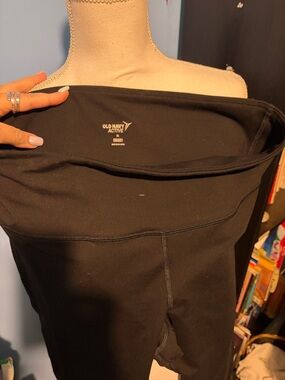 Old Navy Black High-Waist Active Leggings